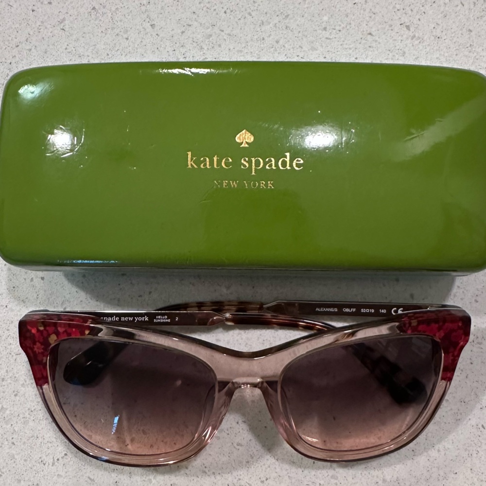 Kate Spade Red and Brown Sunglasses with Green Case